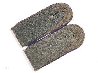 Heer, Paar Schulterklappen für Mannschaften der Sanitätstruppe, Länge etwa 10,5cm