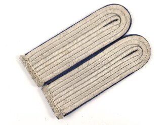 Heer, Paar Schulterstücke für einen Sanitätsoffizier, Länge etwa 10,5cm