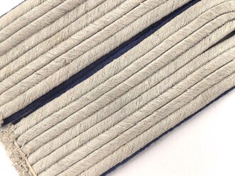 Heer, Paar Schulterstücke für einen Sanitätsoffizier, Länge etwa 10,5cm