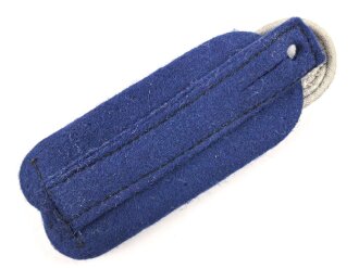 Heer, einzelnes Schulterstück für einen Sanitätsoffizier, Länge etwa 9,5cm