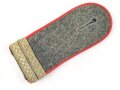 Heer, einzelne Schulterklappe für Mannschaften der Artillerie, Länge etwa 10,5cm