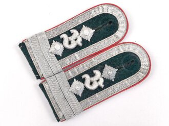 Heer, Paar Schulterklappen für einen Oberfeldwebel...