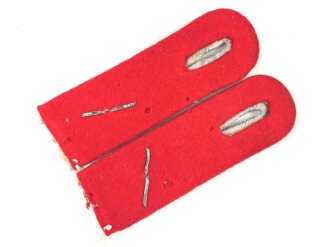 Heer, Paar Schulterstücke für einen Oberleutnant der Artillerie, Länge etwa 11cm