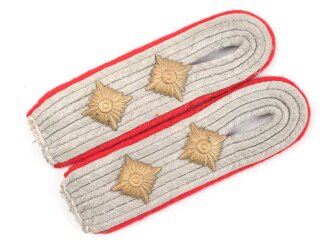 Heer, Paar Schulterstücke für einen Oberstleutnant der Artillerie, Länge etwa 11cm