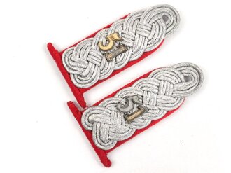 Heer, Paar Schulterstücke für einen Major im Artillerie Regiment 51, Länge etwa 10cm, Ausführung für die weisse Sommerfeldbluse