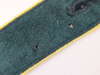 Heer, einzelne Schulterklappe für Mannschaften der Nachrichtentruppe. Länge etwa 10cm