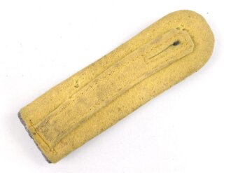 Heer, einzelnes Schulterstück für einen Leutnant der Nachrichtentruppe. Länge etwa 11cm