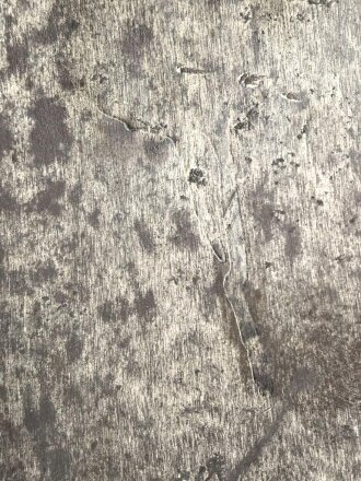 Frankreich, eiserner Kürass. Die Brust datiert 1856, der Rücken 1875. Der Bauchgurt sowie die beiden Lederunterfutter für die Ketten ergänzt. gereinigt, guter Gesamtzustand