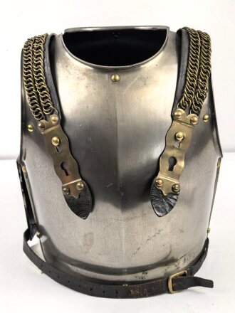 Frankreich, eiserner Kürass. Die Brust datiert 1828,...