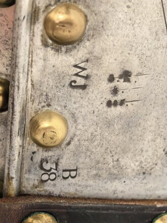 Preußen, eiserner Kürass für Mannschaften, Modell 1845. Kammerstück des Kürassier-Regiment „Herzog Friedrich Eugen von Württemberg“ (Westpreußisches) Nr. 5. Gereinigt, leicht überarbeitet, guter Gesamtzustand