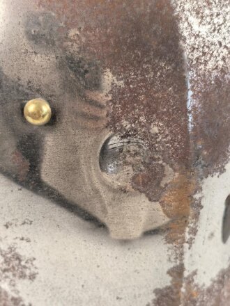 Bayern, eiserner Kürass für Mannschaften, Modell 1845. Vorder- und Rücken Grösse "B" Die Verbindungsriemen samt Schuppen sowie der Bauchriemen neuzeitlich ergänzt. Ungereinigtes Stück