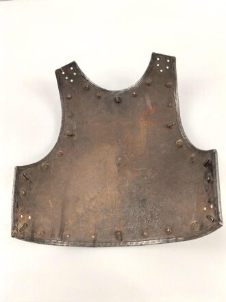 Eiserner Kürassrücken für Mannschaften,die Stempelung für mich nicht eindeutig zuzuordnen, gereinigtes Stück