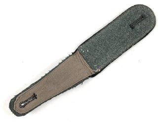 Heer, einzelne Schulterklappe für einen Unteroffizier der Pioniere. Länge etwa 12cm