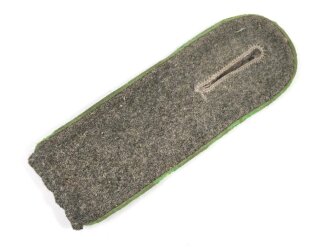 Heer, einzelne Schulterklappe für Mannschaften der Panzergrenadiere, Länge etwa 12cm