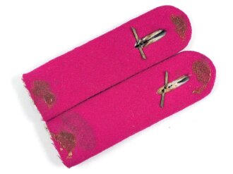 Heer, Paar Schulterstücke für einen Stabsveterinär, Länge etwa 11cm