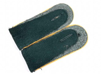 Heer, Paar Schulterklappen für einen Stabsfeldwebel der Kavallerie, Länge etwa 12cm