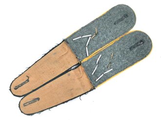 Heer, Paar Schulterklappen für einen Stabsfeldwebel der Kavallerie, Länge etwa 12cm