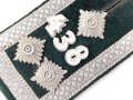 Heer, einzelne Schulterklappe für einen Stabsfeldwebel,  frühe Ausführung ohne Paspelierung. Länge etwa 10,5cm