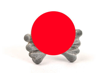 Heer, einzelner Totenkopf für einen Kragenspiegel der Panzertruppe. Zink mit resten der Versilberung