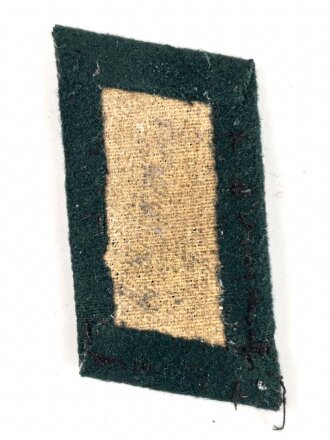 Heer, einzelner Kragenspiegel für einen Offizier der Sanitätstruppe