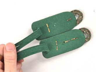 III.Reich, Paar Schulterstücke für einen Justizbeamten und Arzt ?