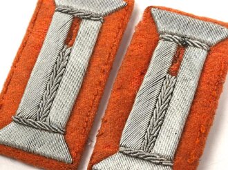 Heer, zwei Ärmelpatten für einen Waffenrock der Feldgendarmerie oder Wehrersatzwesen