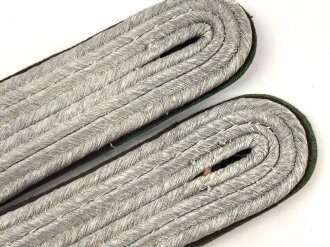 Polizei III.Reich, Paar Schulterstücke für einen Leutnant der Schutzpolizei