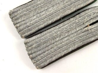 Polizei III.Reich, Paar Schulterstücke für einen Leutnant der Schutzpolizei