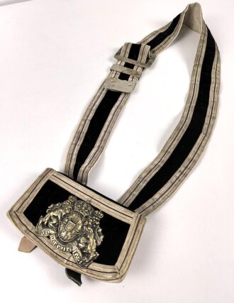 Bayern, Uniform für einen Angehörigen der Hartschiere ( Leibgarde ) Neuzeitliche Sammleranfertigung in gutem Gesamtzustand