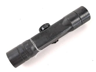 Zielfernrohr ZF 4 Wehrmacht. Hersteller dow. Klare Durchsicht , Absehen deutlich, Verstellung oben gängig, seitliche sitzt fest. Sehr guter Gesamtzustand