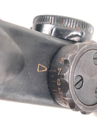 Zielfernrohr ZF 4 Wehrmacht. Hersteller dow. Klare Durchsicht , Absehen deutlich, Verstellung oben gängig, seitliche sitzt fest. Sehr guter Gesamtzustand