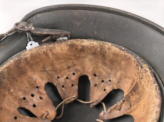 Stahlhelm Modell 1940 für Angehörige des Heeres. In allen Teilen originales und zusammengehöriges Stück, Hersteller Q64