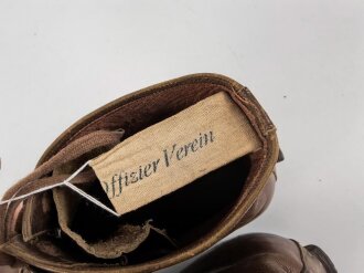 Kaiserreich, Paar Halbschuhe zum Waffenrock. Eigentumspaar für einen Offizier . Mit Sporenauflage, Etikett " Deutscher Offizier Verein". Leder weich, Sohlenlänge 31cm