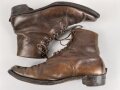 Kaiserreich, Paar Halbschuhe zum Waffenrock. Eigentumspaar für einen Offizier . Mit Sporenauflage, Etikett " Deutscher Offizier Verein". Leder weich, Sohlenlänge 31cm