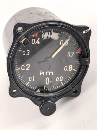 Luftwaffe , Fein-Grobhöhenmesser Fl 22320. Um 1940, Variante mit verstellbaren Marken. So verwendet u.a. im FW190, Bf 109, Ar96, He 111, Ju88. Funktion nicht geprüft