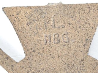 Ehrenkreuz für Frontkämpfer, Eisen , Hersteller Lauer Nürnberg, defekt