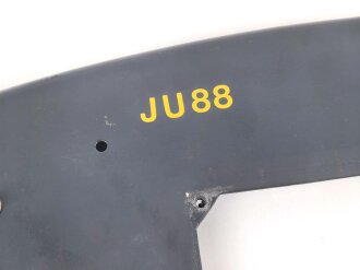 Instrumentenbrett Ju88 aus Leichtmetall. Einige Gewinde lassen sich nicht ohne weiteres  entfernen
