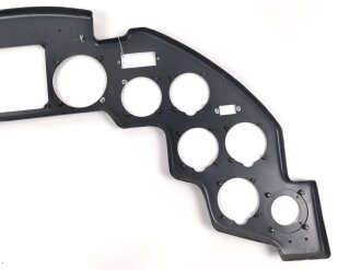 Instrumentenbrett Ju88 aus Leichtmetall. Einige Gewinde lassen sich nicht ohne weiteres  entfernen
