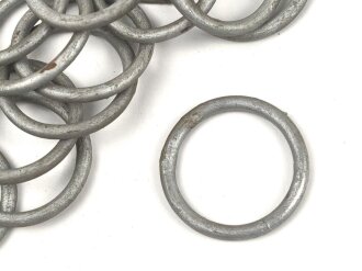 Eiserner Metallbeschlag Wehrmacht. Durchmesser knapp 39mm. Sie erhalten ein ( 1 ) Stück aus altem Bestand