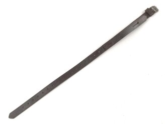 Tornisterriemen Luftwaffe, schokoladenbraunes Leder, Leichtmetallbeschläge. Herstellerstempell von 1939. Ungebraucht