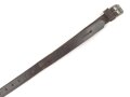 Tornisterriemen Luftwaffe, schokoladenbraunes Leder, Leichtmetallbeschläge. Herstellerstempell von 1939. Ungebraucht