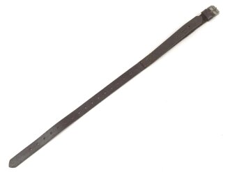 Tornisterriemen Luftwaffe, schokoladenbraunes Leder, Leichtmetallbeschläge. Herstellerstempell von 1939. Ungebraucht