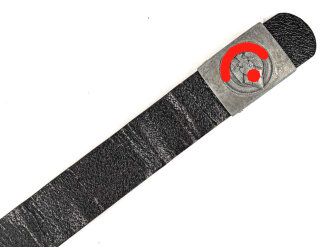 Koppel für einen Angehörigen der Hitlerjugend in der späten Ausführung. Einteiliges Zinkschloss , Hersteller M4/38. Der Riemen aus Ersatzmaterial mit einer Länge von 85cm