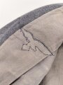 Luftwaffe, Waffenrock für einen Oberfeldwebel im Kampfgeschwader 155 Ansbach. Frühes Kammerstück mit Kragenkordel in sehr gutem Zustand, der Adler neuzeitlich vernäht.