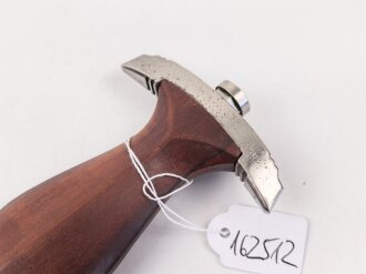 Dienstdolch Modell 1933 für Angehörige der SA. Späte Fertigung RZM M7/36 für E. & F. Hörster, Solingen. Zusammengehöriges Stück in gutem Gesamtzustand