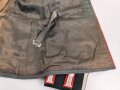 Waffenrock für einen Oberfeldwebel im Artillerie Regiment 10. Eigentumstsück mit diversen , kleineren Beschädigungen, Schneideretikett aus Regensburg