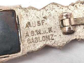 Nahkampfspange silber, Hersteller A.G.M. u.K. Gablonz. Guter Zustand, sauber entnazifiziert