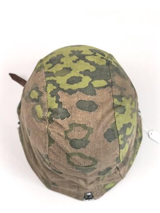 Waffen SS, Tarnbezug für einen Stahlhelm. Neuzeitliche Fertigung aus originalem Tarnmaterial