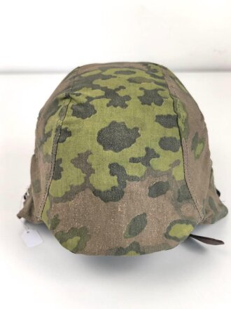Waffen SS, Tarnbezug für einen Stahlhelm. Neuzeitliche Fertigung aus originalem Tarnmaterial