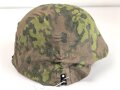 Waffen SS, Tarnbezug für einen Stahlhelm. Neuzeitliche Fertigung aus originalem Tarnmaterial